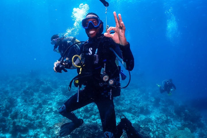 PADI Divemaster internship in Zanzibar